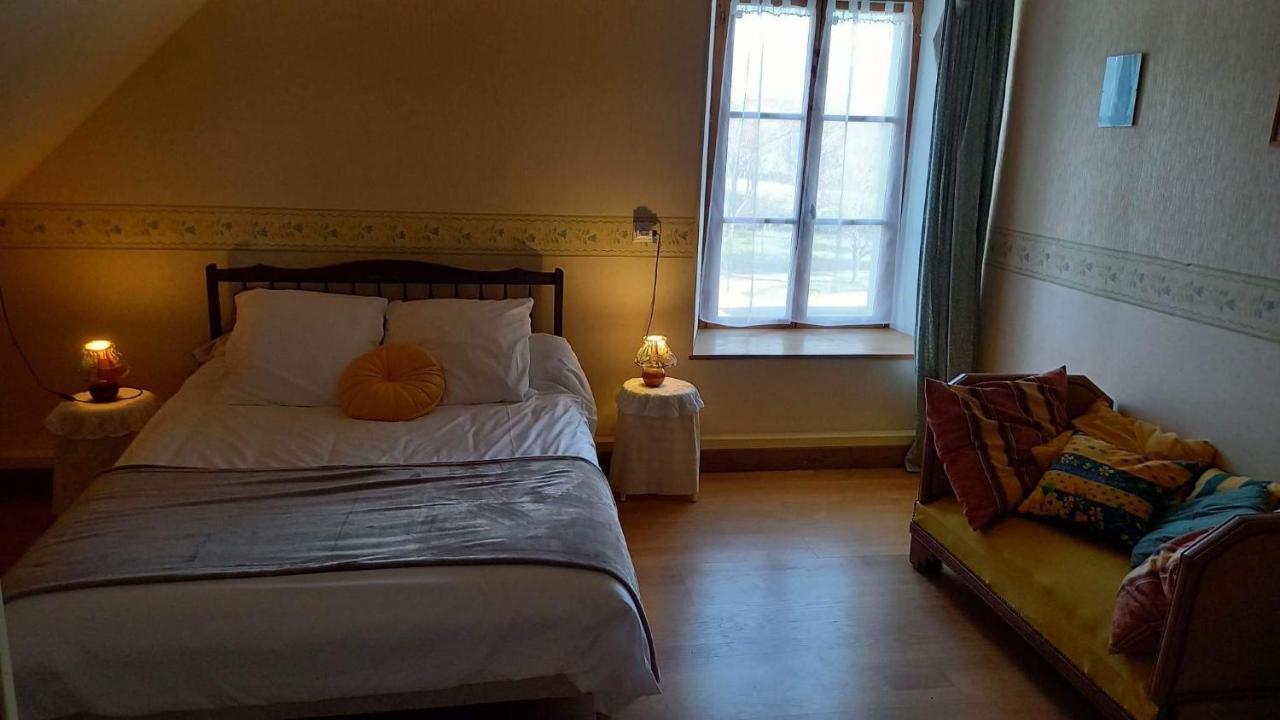 Le Clos Du Merry Joux-la-Ville Eksteriør bilde